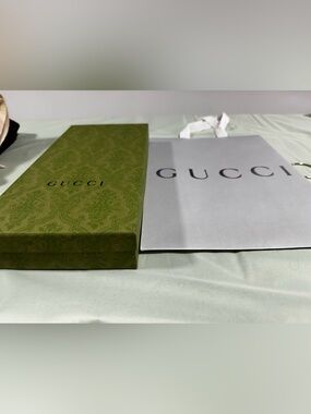 GUCCI box and bag